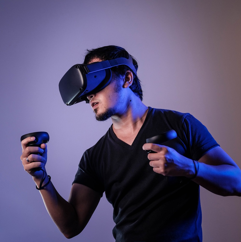 How Virtual Reality Technology is Helping the Tourism Industry?