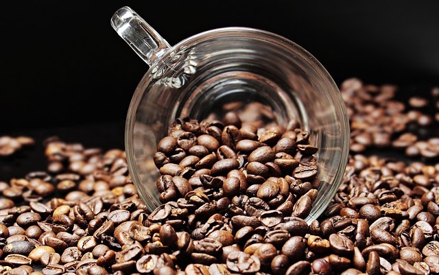 The Convenience and Sustainability of 1lb Coffee Bags